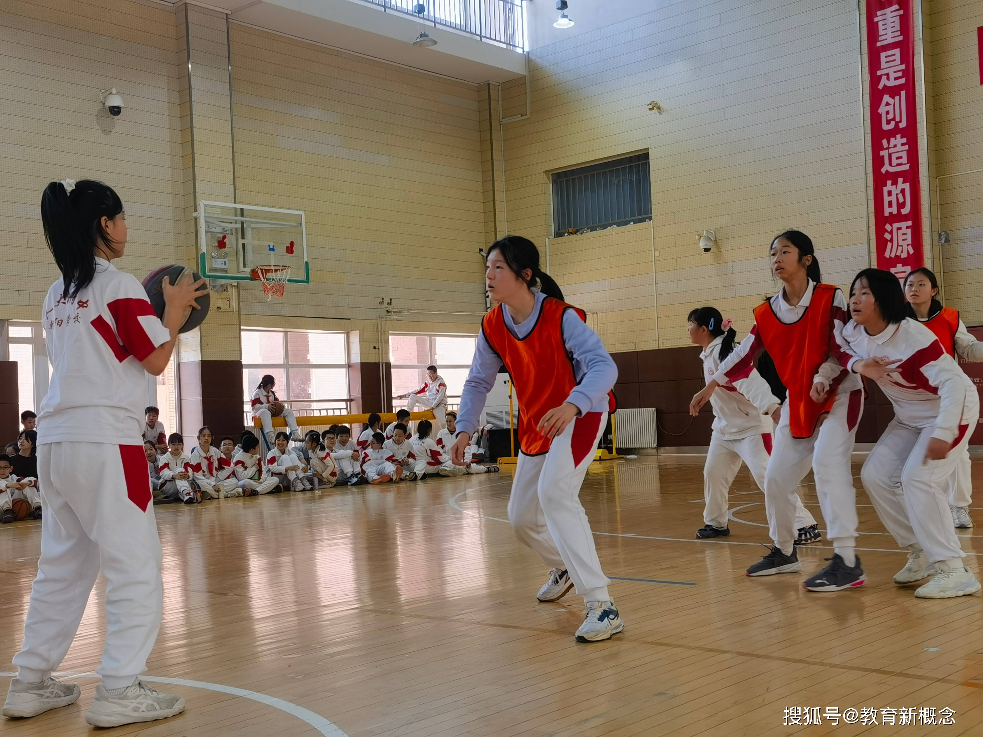 星空体育首页登录-包含中国青少年篮球赛事“走出去”，助力国际交流合作的词条